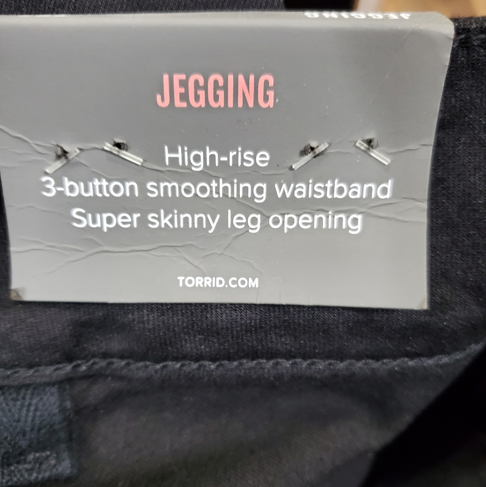 Torrid Womens Jegging Skinny Super Soft High-Rise Jean In Black Size 26S NWT - Picture 12 of 15